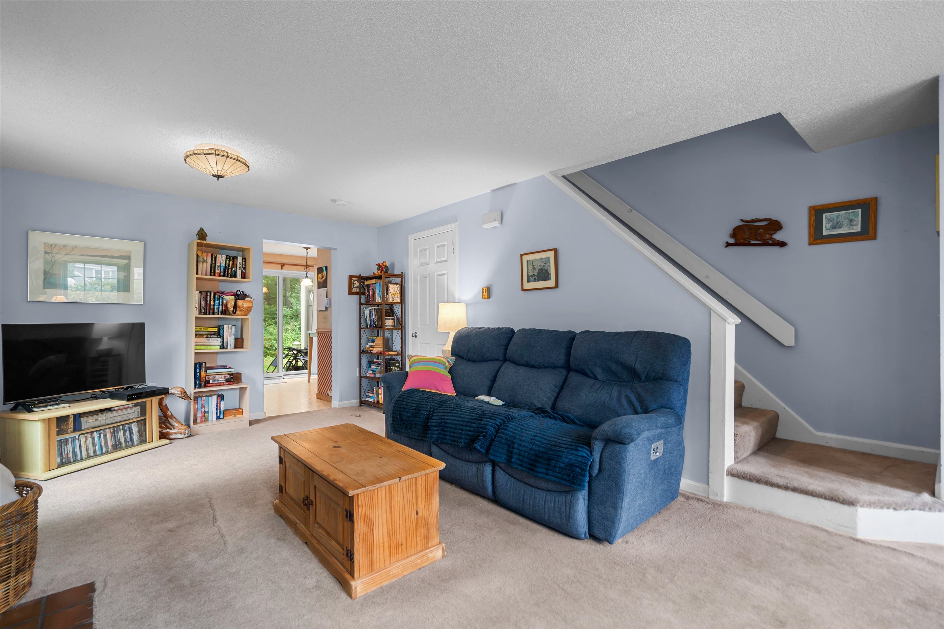 7 Northeast Village Road 7