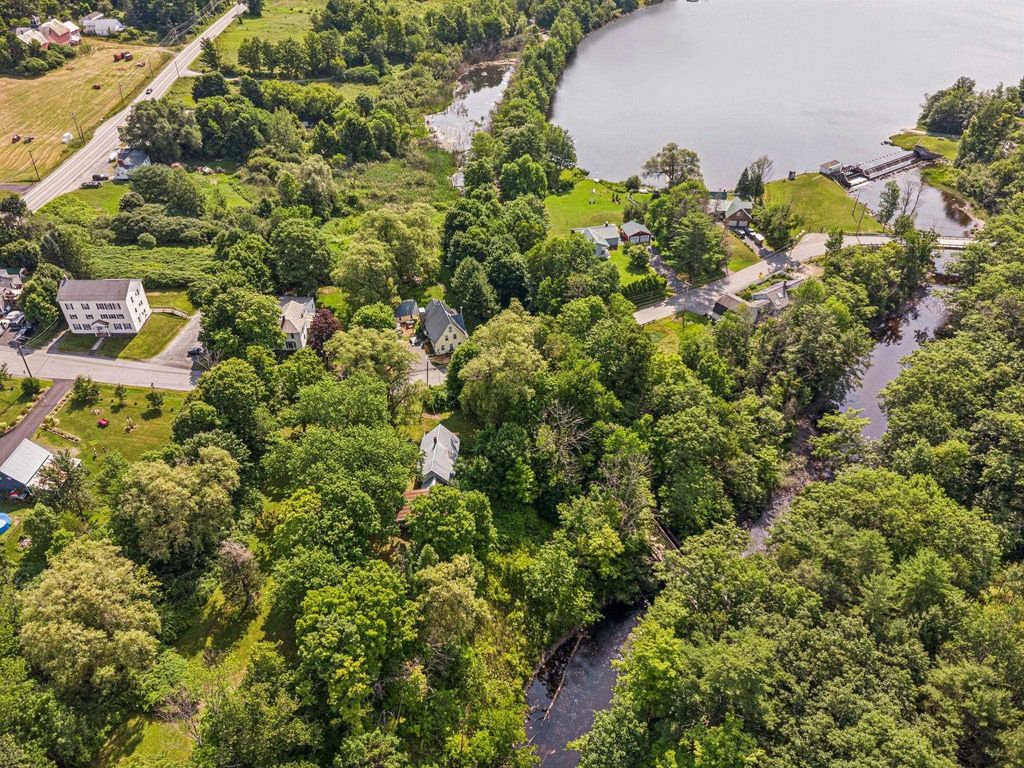 Photo of 15 Payne Road, Lebanon, NH 03766 (MLS # 5101398)