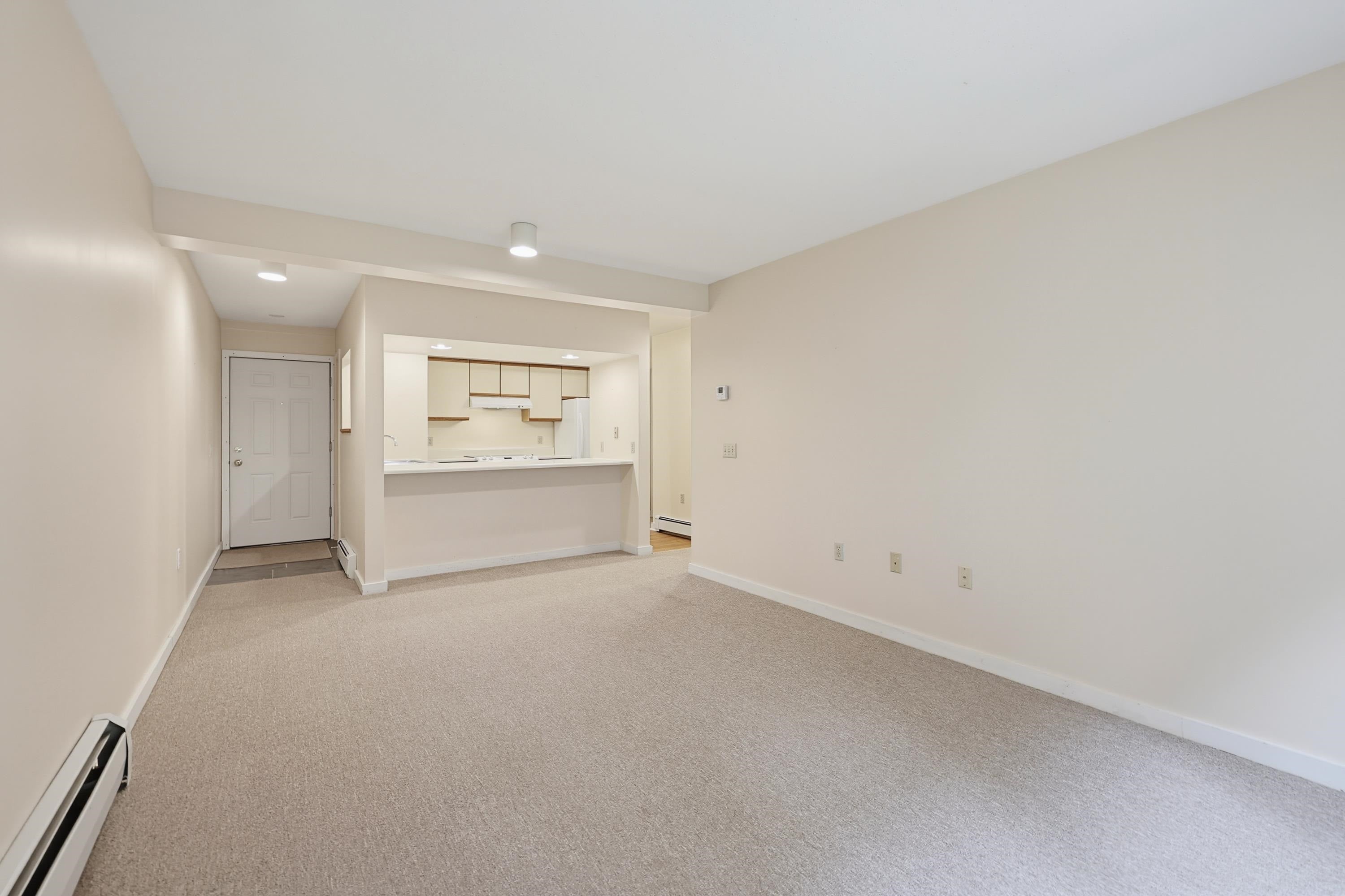 30 Wolf Road 713