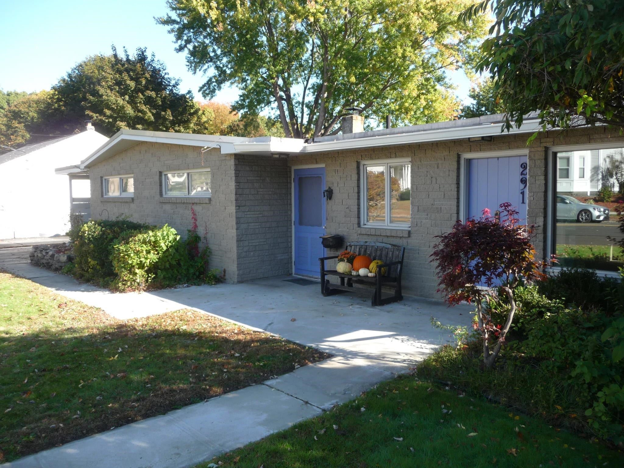 291 Coolidge Avenue