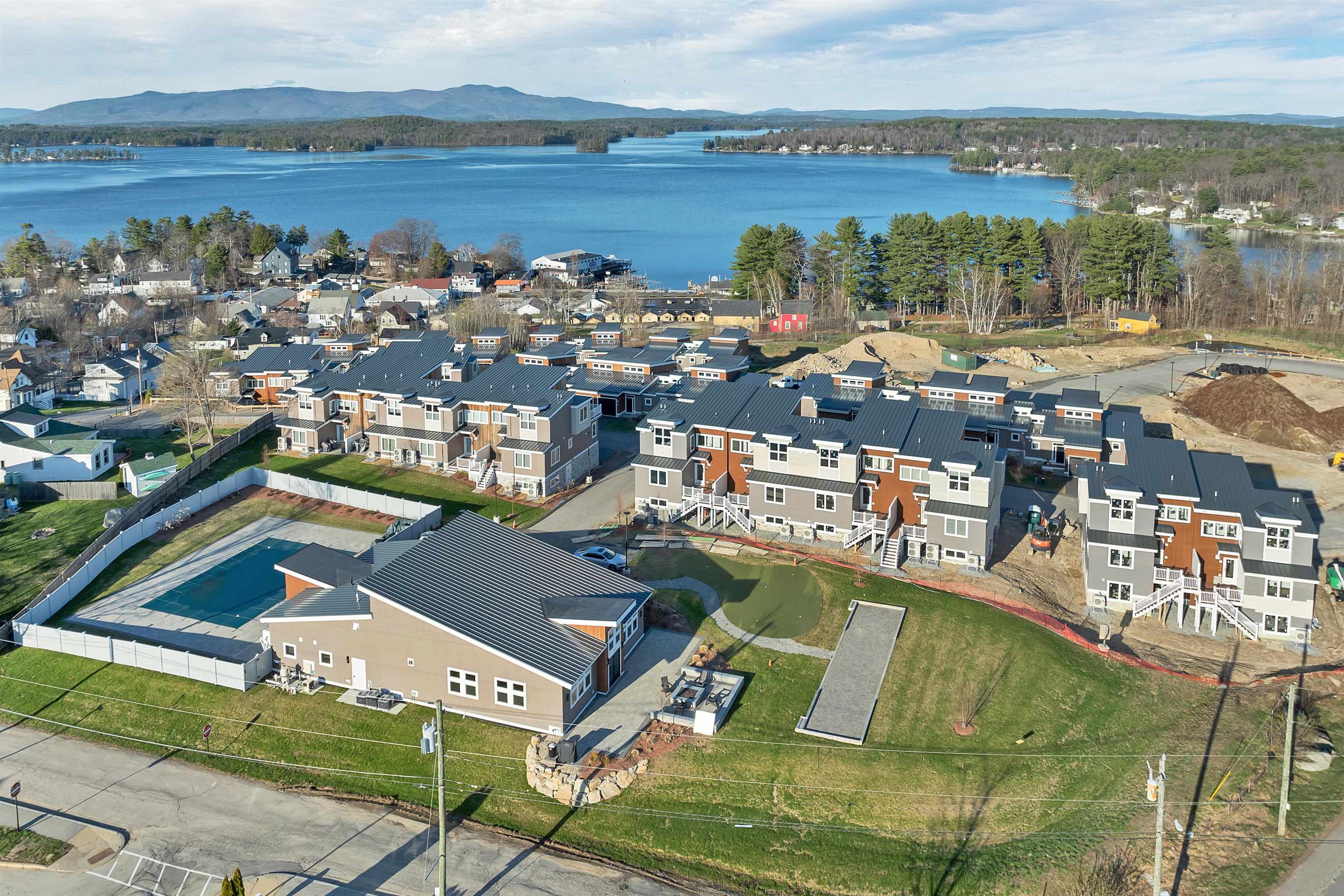 28 Vantage Point Drive 1