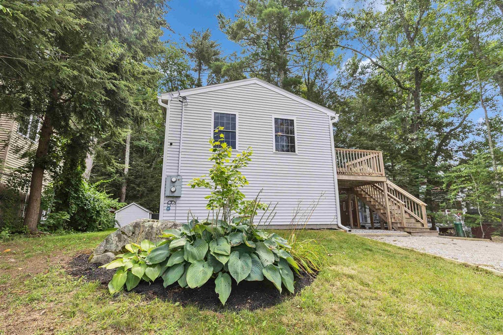 Photo of 14 Governors Drive, Raymond, NH 03077 (MLS # 5103912)