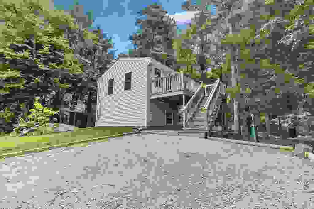 Photo of 14 Governors Drive, Raymond, NH 03077 (MLS # 5103912)