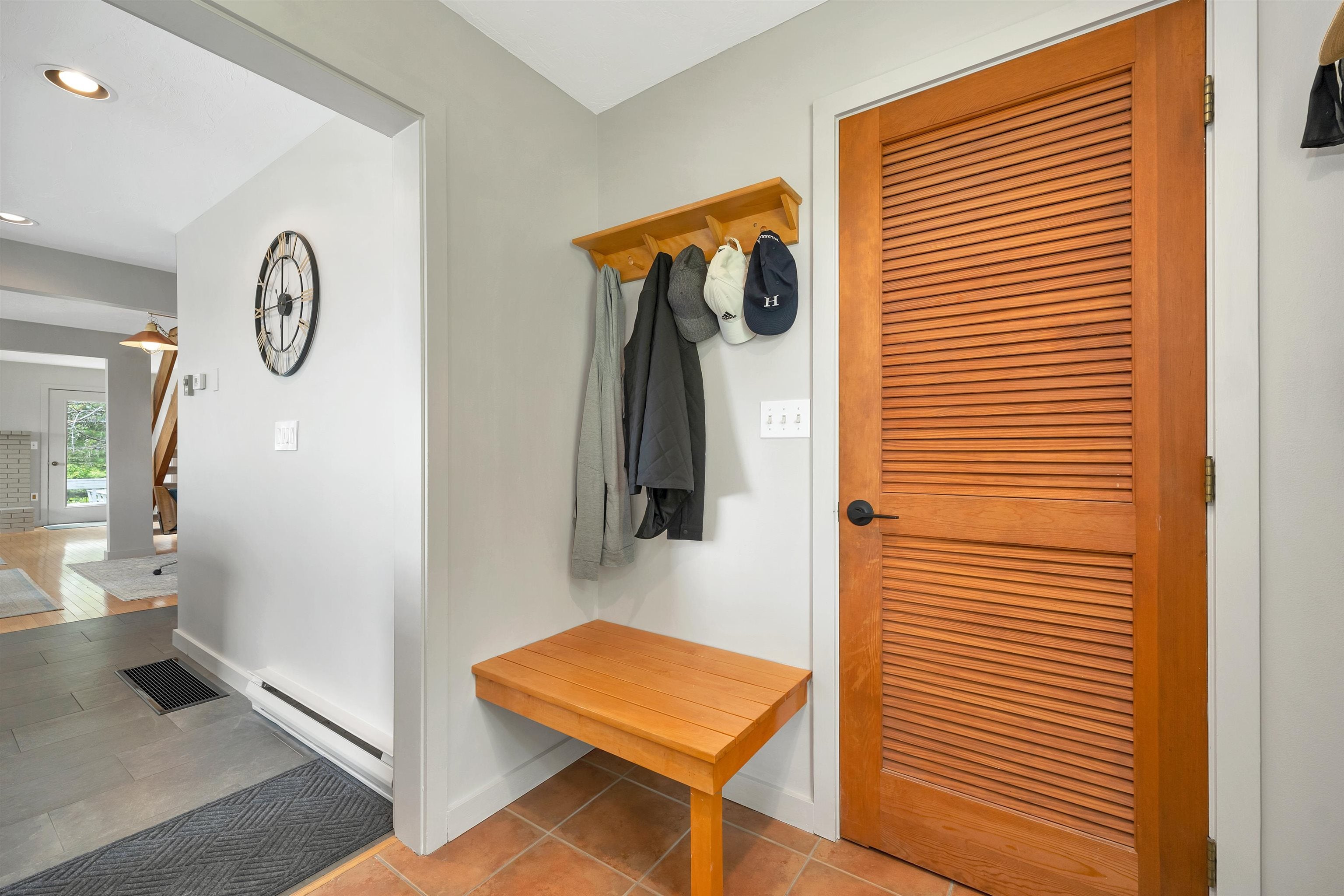 8 Ledgeview Way