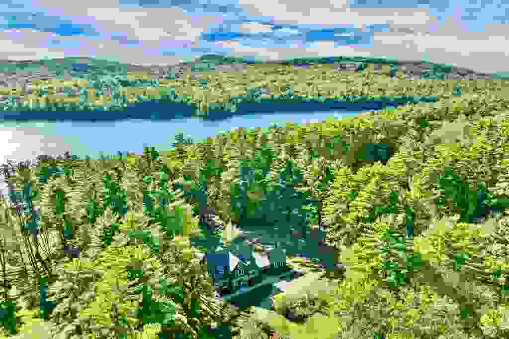 Photo of 377 Wentworth Road, Brookfield, NH 03872 (MLS # 5102443)