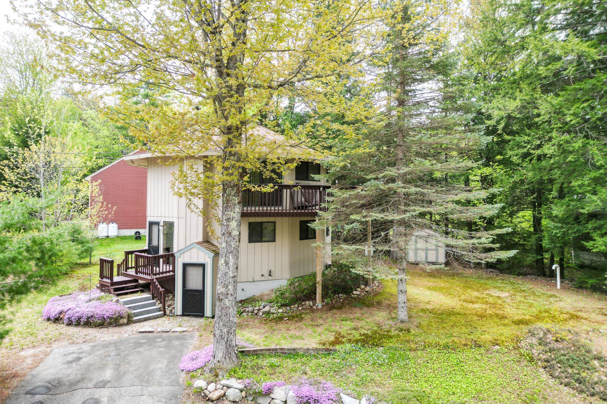 51 Pequawket Drive