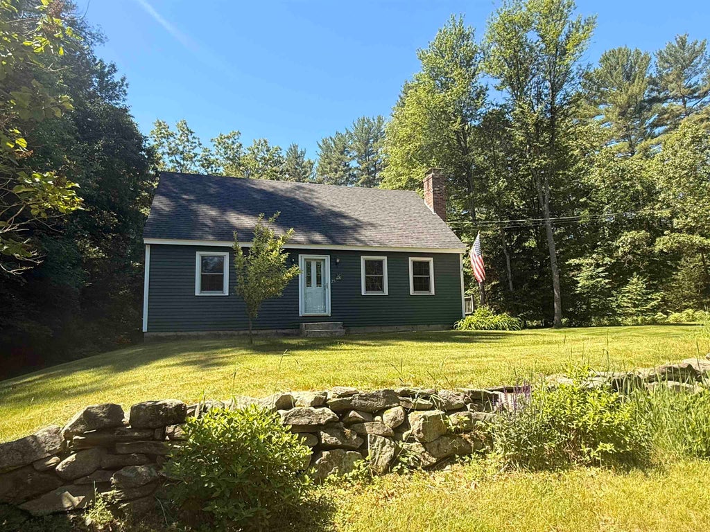Photo of 25 Lawrence Lane, Hollis, NH 03049 (MLS # 5094453)