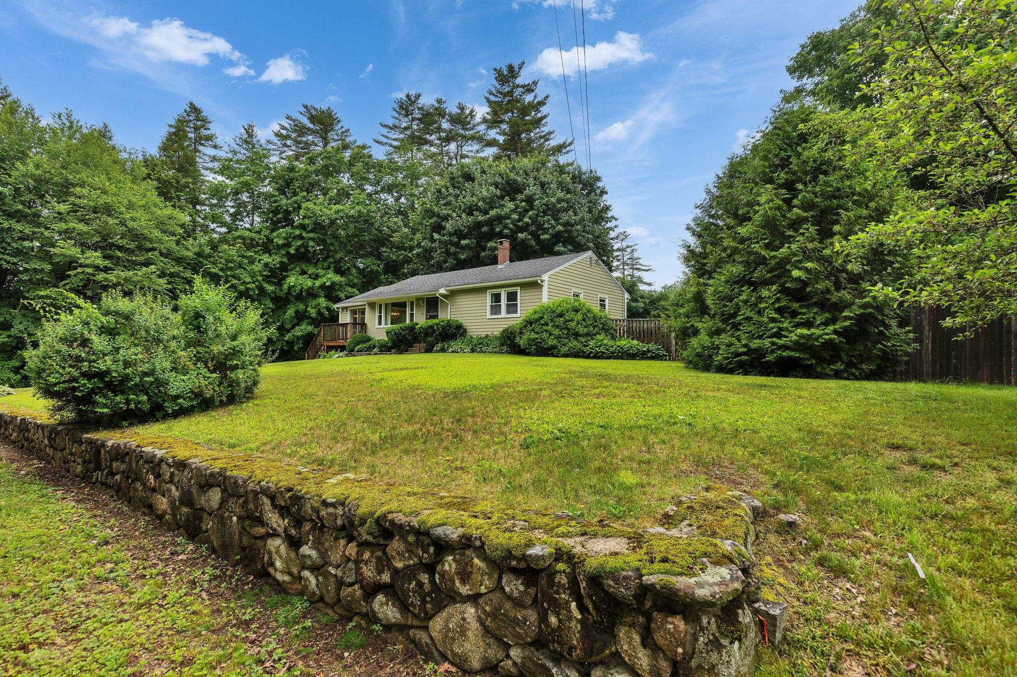 17 Maple Avenue