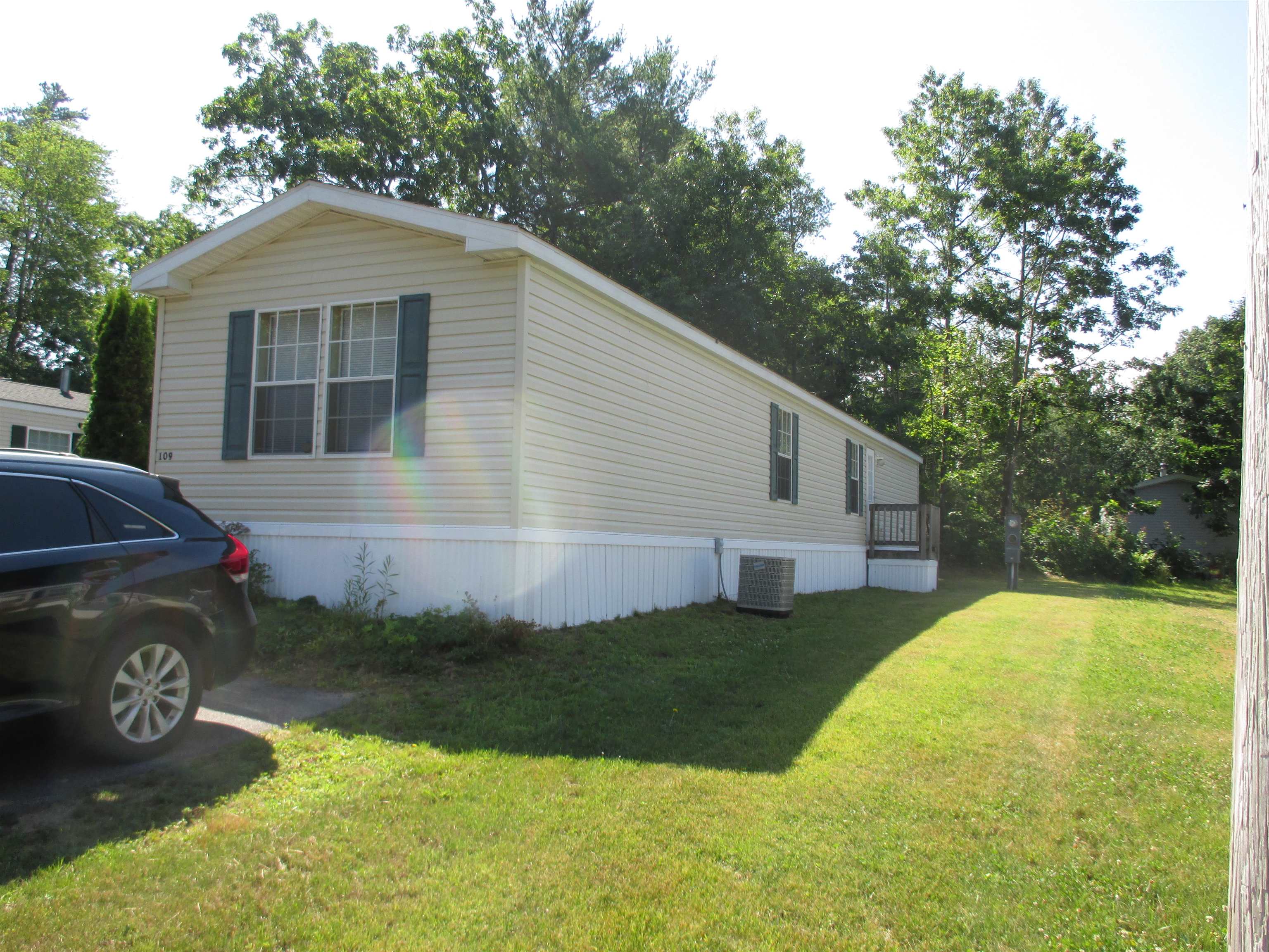 109 Colonial Avenue