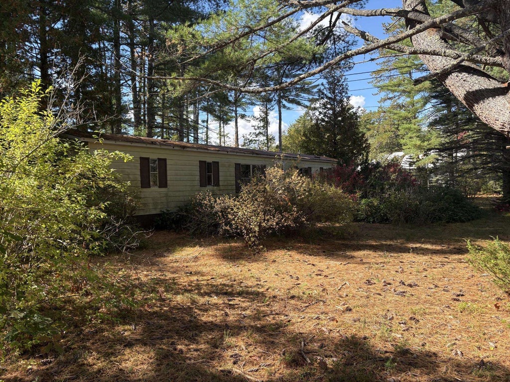 Photo of 3 Leisure Drive, Ossipee, NH 03864 (MLS # 5113911)