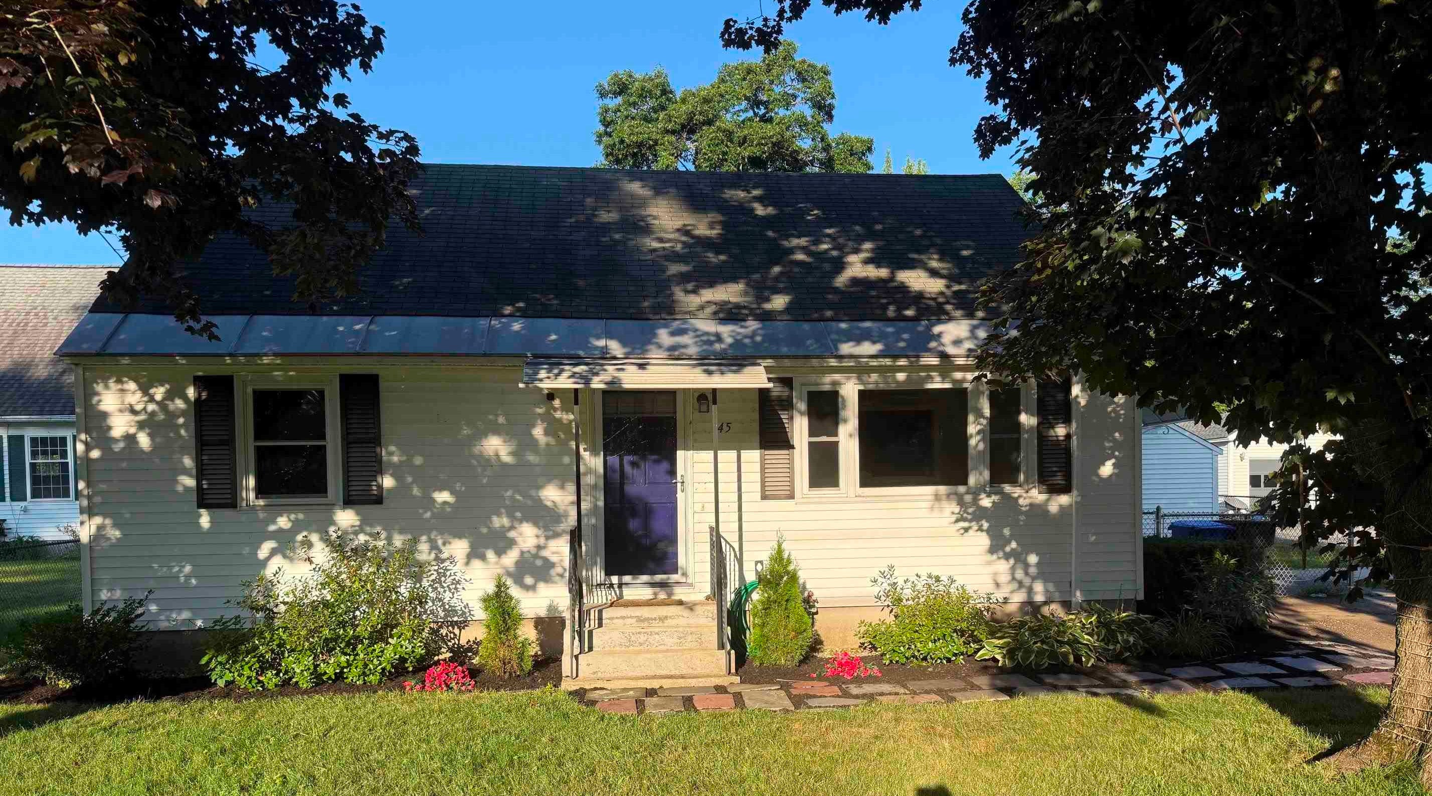 45 River Bank Road