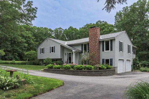 Photo of 59 Whipplewill Road, New Boston, NH 03070 (MLS # 5092178)