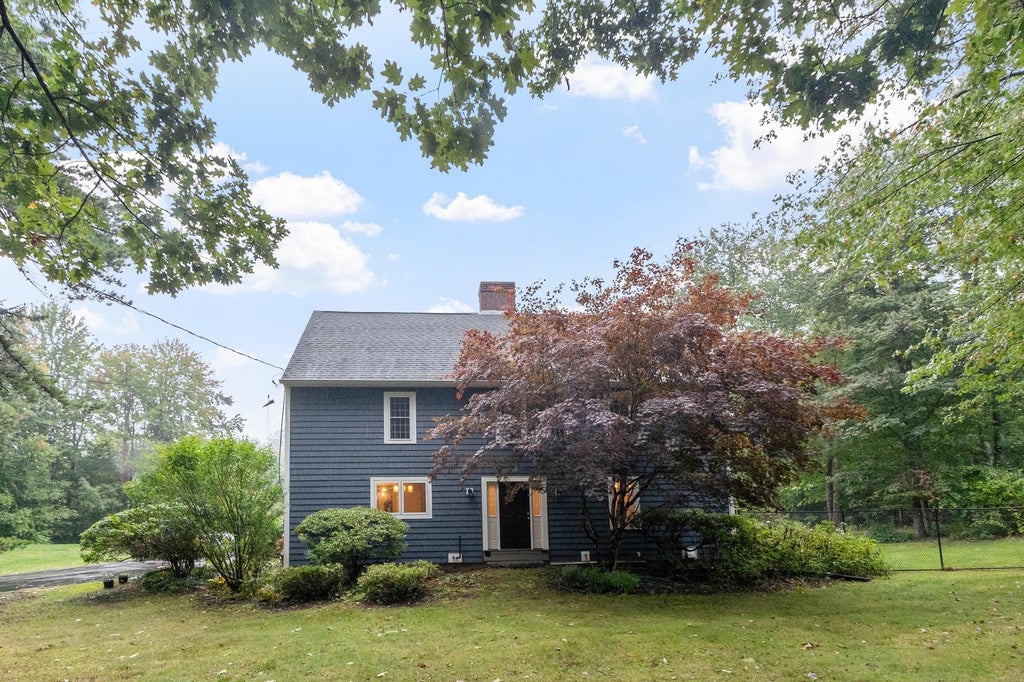 Photo of 1488 Hatfield Road, Hopkinton, NH 03229 (MLS # 5110506)