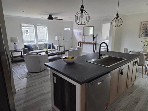 Photo of 4 Quartz Street, Litchfield, NH 03052 (MLS # 5101726)