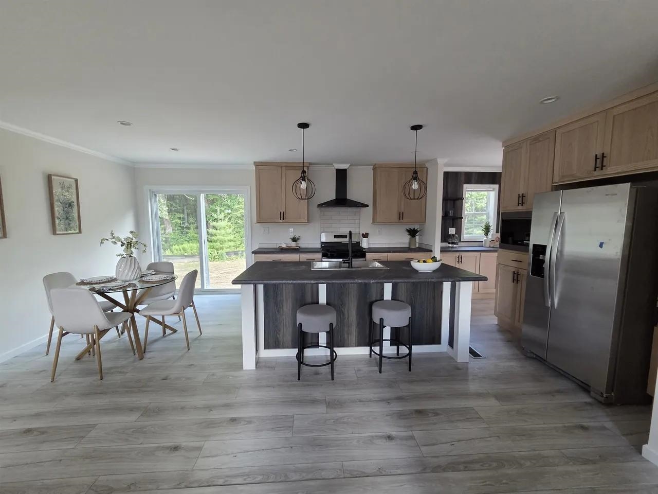 4 Quartz Street