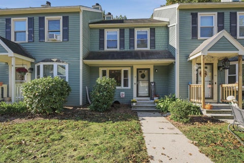 Photo of 38 Walnut Circle, Merrimack, NH 03054 (MLS # 5113532)