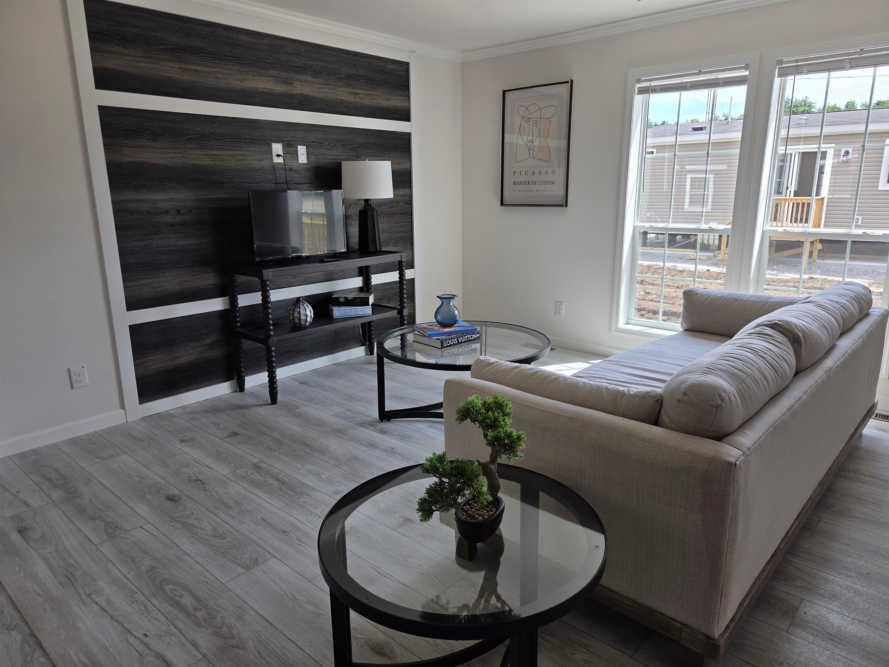 3 Quartz Street