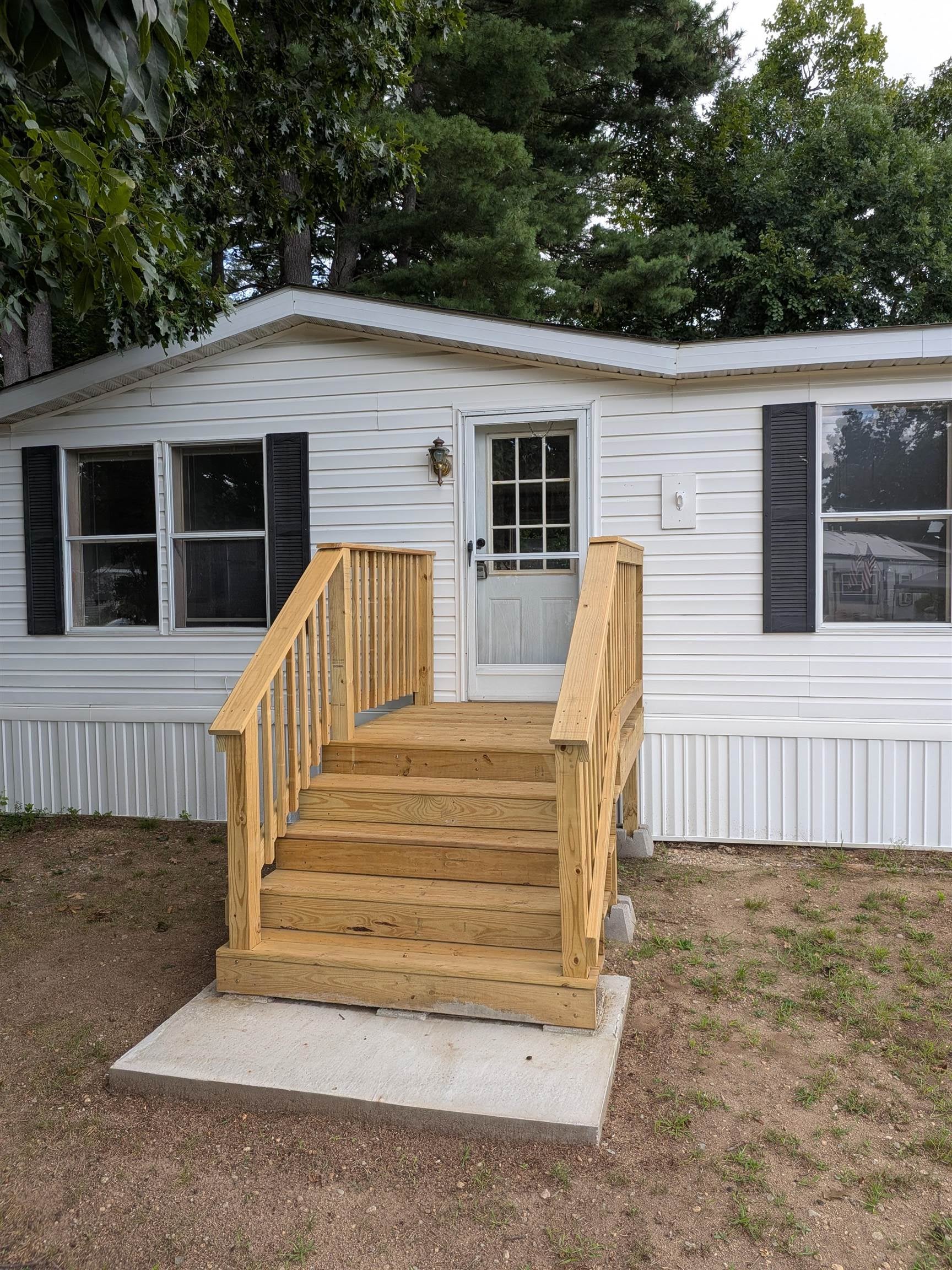 545 Elm Street 34