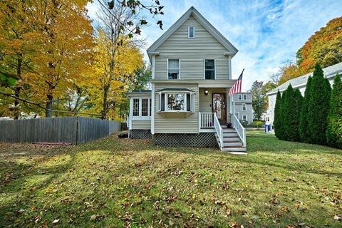 Photo of 21 Dartmouth Street, Exeter, NH 03833 (MLS # 5115578)