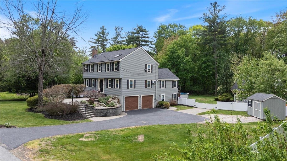 4 Applewood Lane