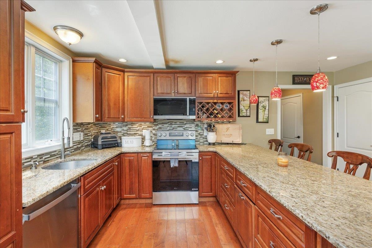 3 1/2 Kimball Avenue