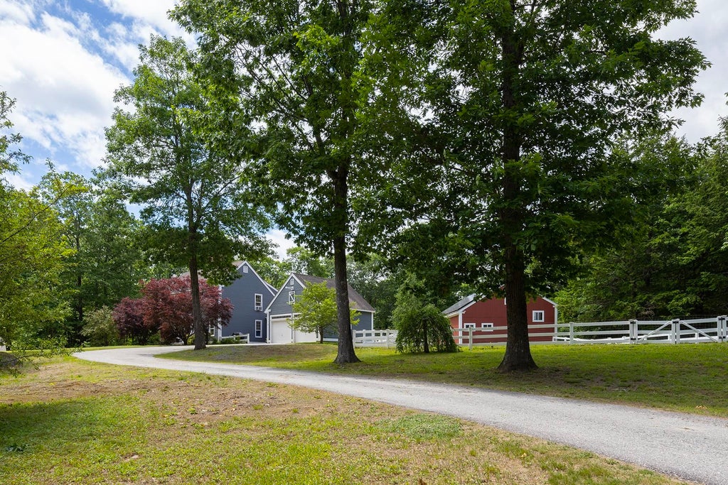 Photo of 28 Mathews Road, Henniker, NH 03242 (MLS # 5096188)