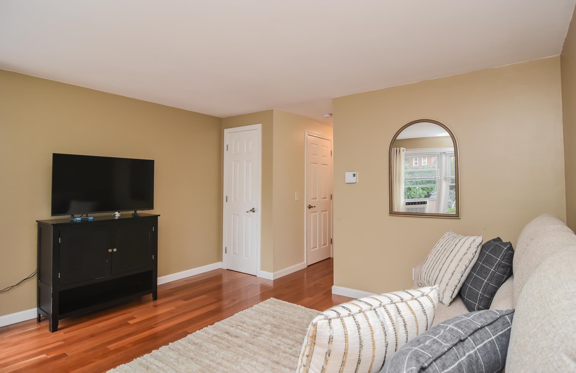 15 Wyman Street 14