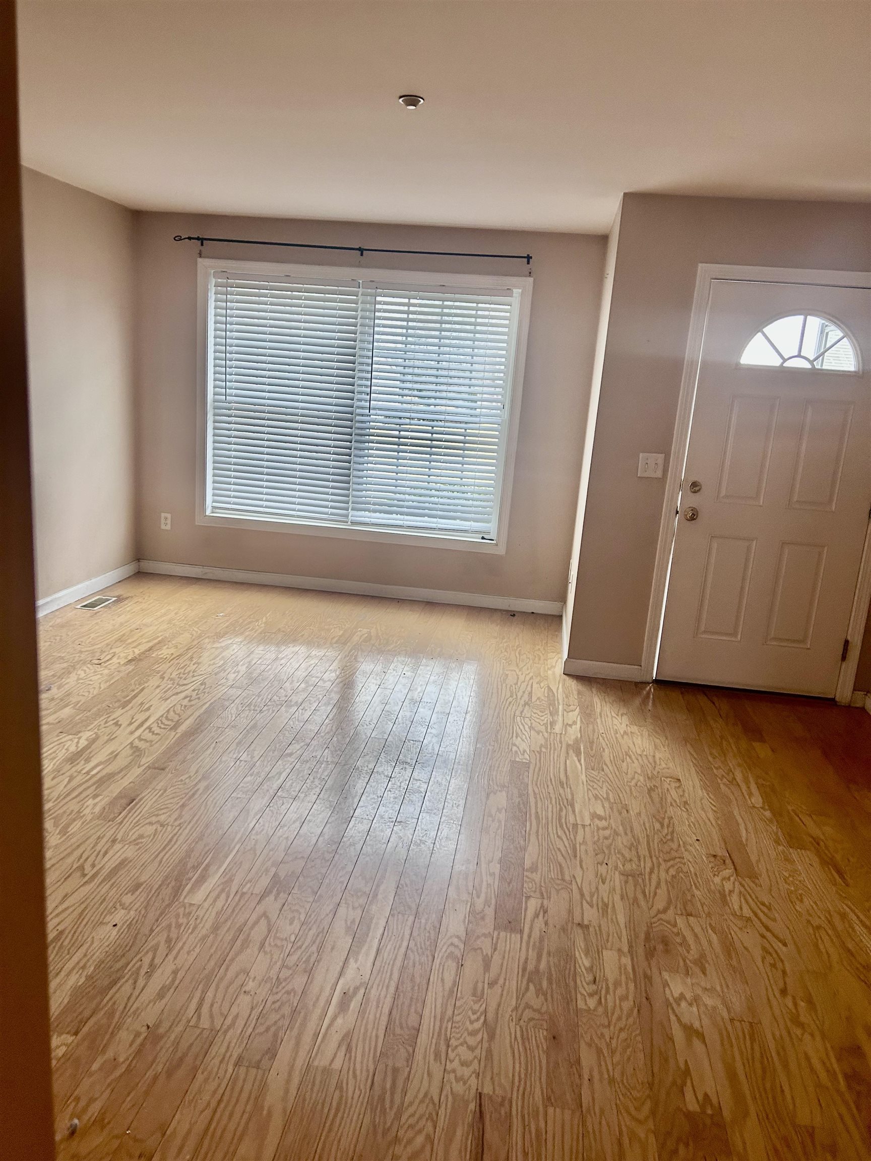 25 Shadowbrook Drive B
