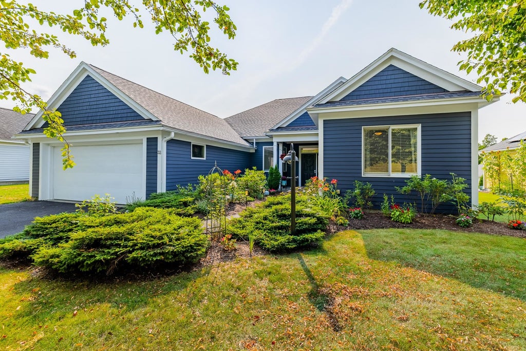 Photo of 32 Fountain Way, Lebanon, NH 03784 (MLS # 5104628)