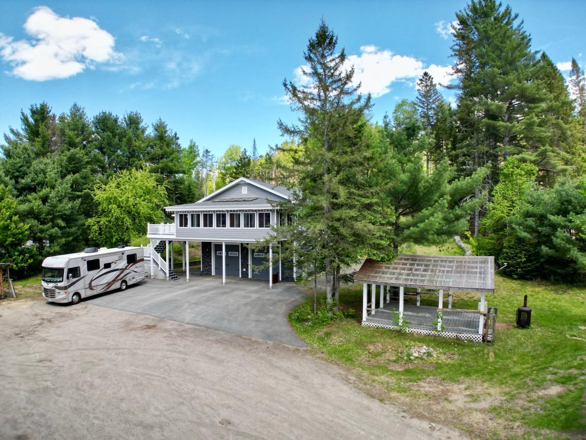 482 East side River Road