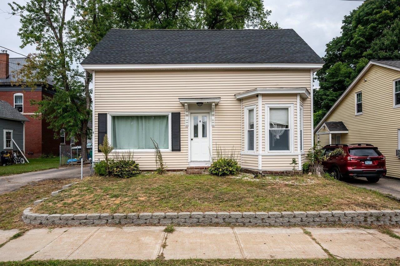 4 Cocheco Avenue