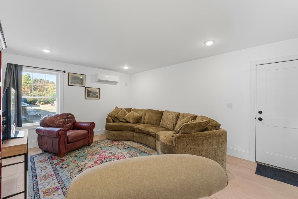 Photo of 5 Miami Way #D, Rochester, NH 03867 (MLS # 5115385)