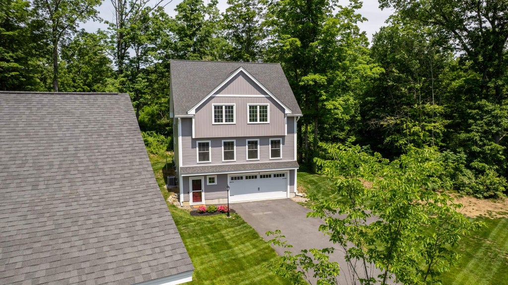 Photo of 32 Copley Drive, Dover, NH 03820 (MLS # 5093480)