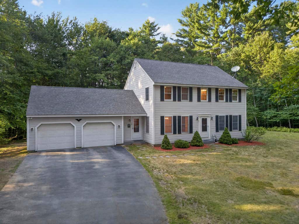 Photo of 16 Ashlee Drive, Peterborough, NH 03458 (MLS # 5104906)
