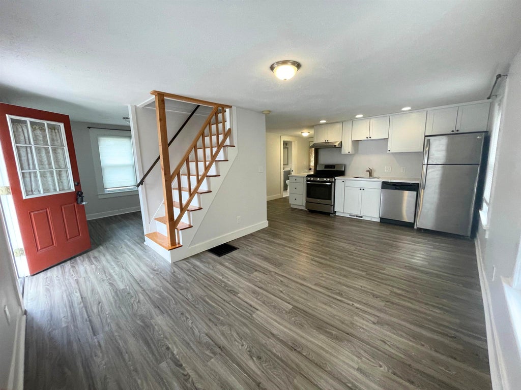 Photo of 27 Pierce Street, Dover, NH 03820 (MLS # 5108524)
