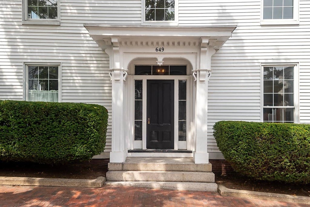 Photo of 649 State Street #C, Portsmouth, NH 03801 (MLS # 5093562)