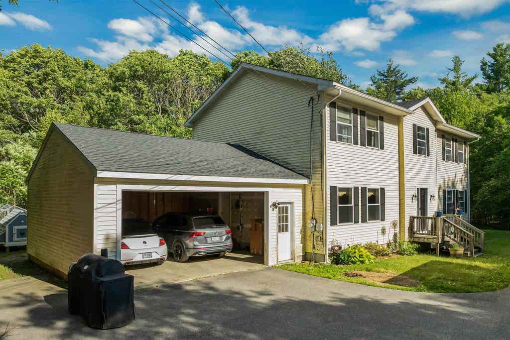 Photo of 270 Lockes Hill Road, Epsom, NH 03234 (MLS # 5096032)