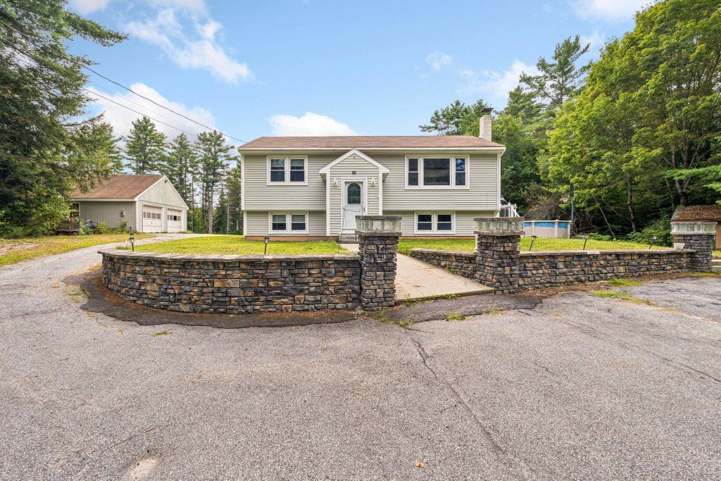 Photo of 37 Riverside Drive, Sunapee, NH 03782 (MLS # 5107618)