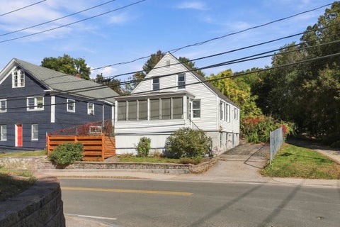 Photo of 84 Henry Law Avenue, Dover, NH 03820 (MLS # 5113229)