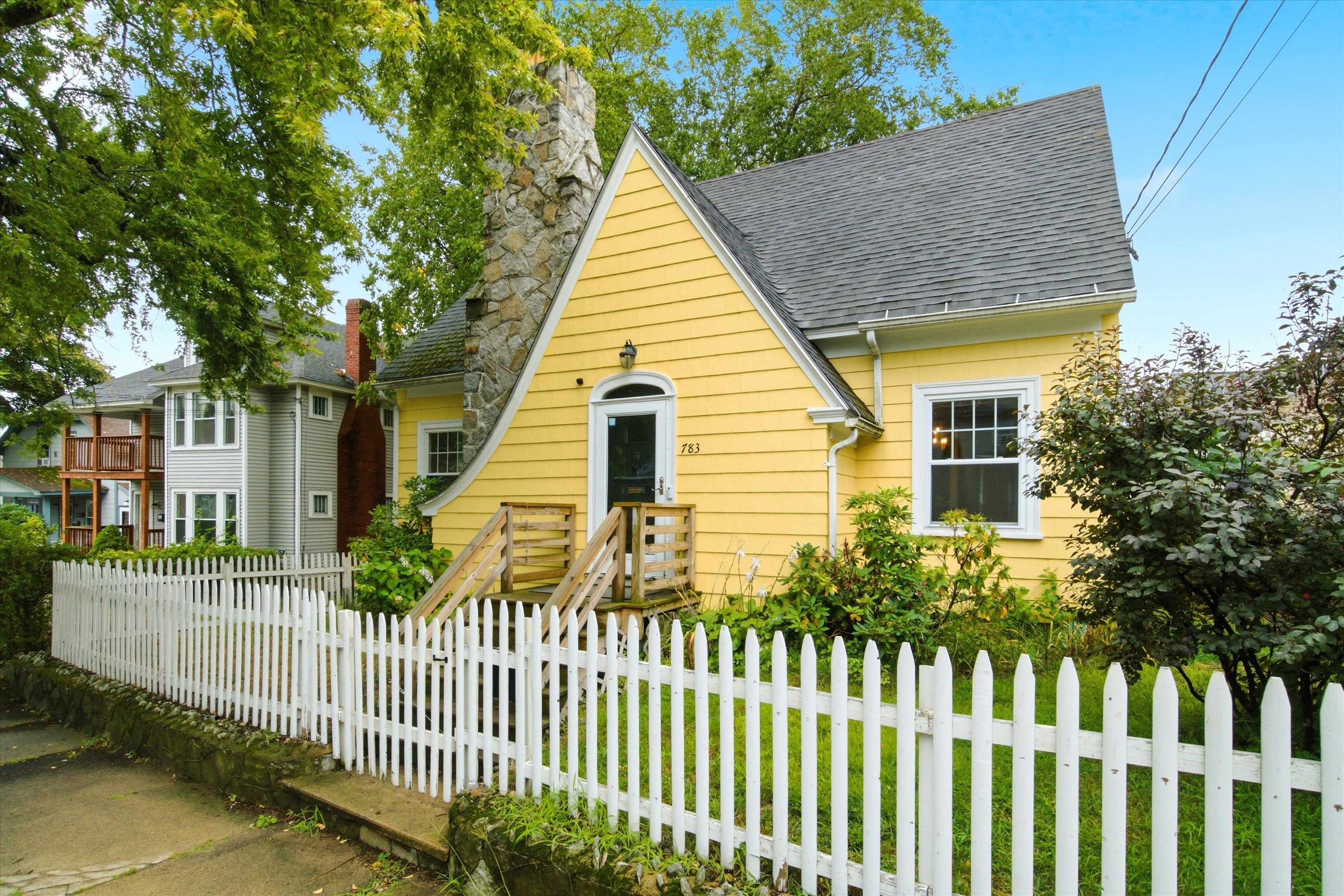783 Hanover Street