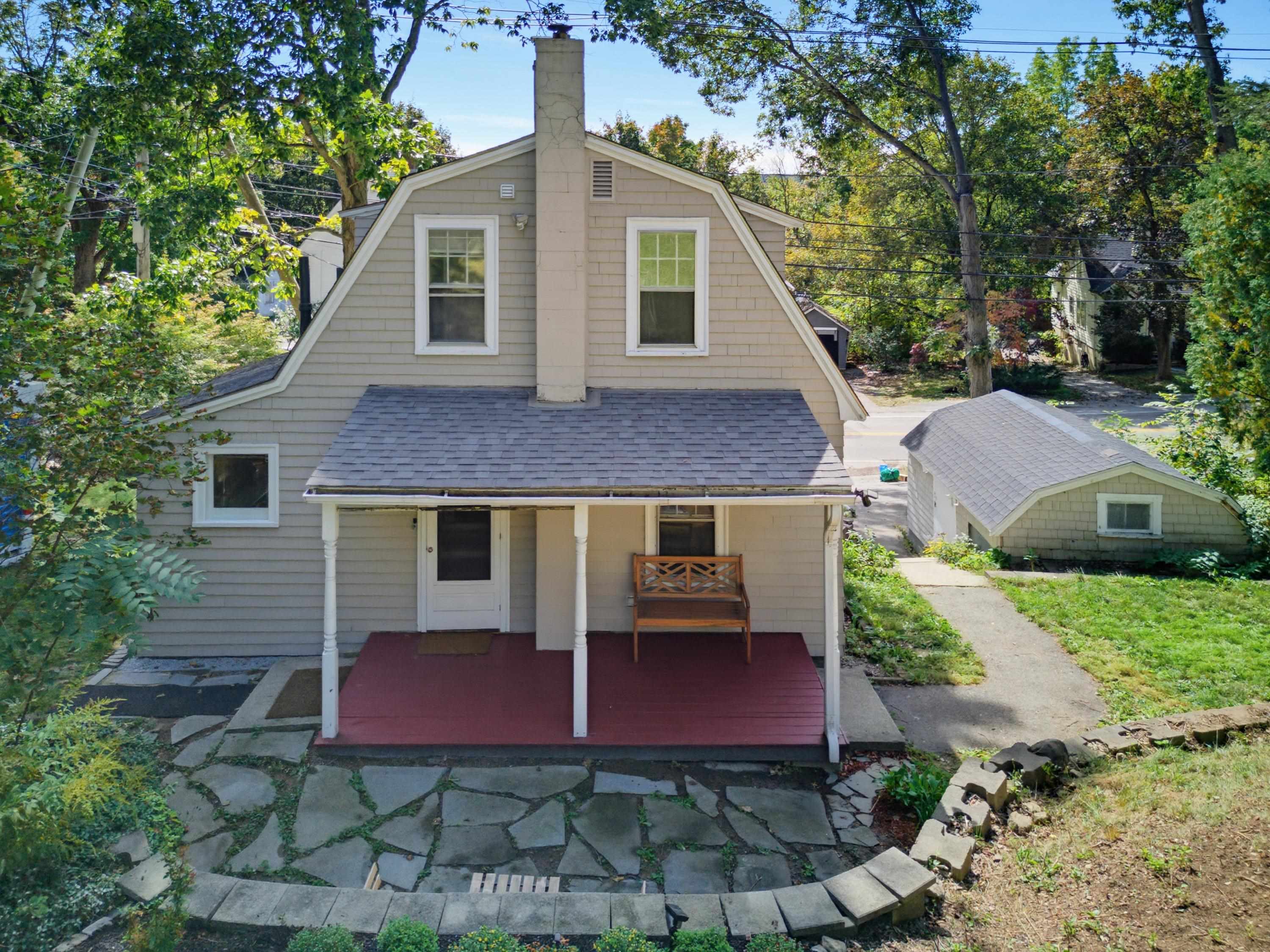 66 Oak Street