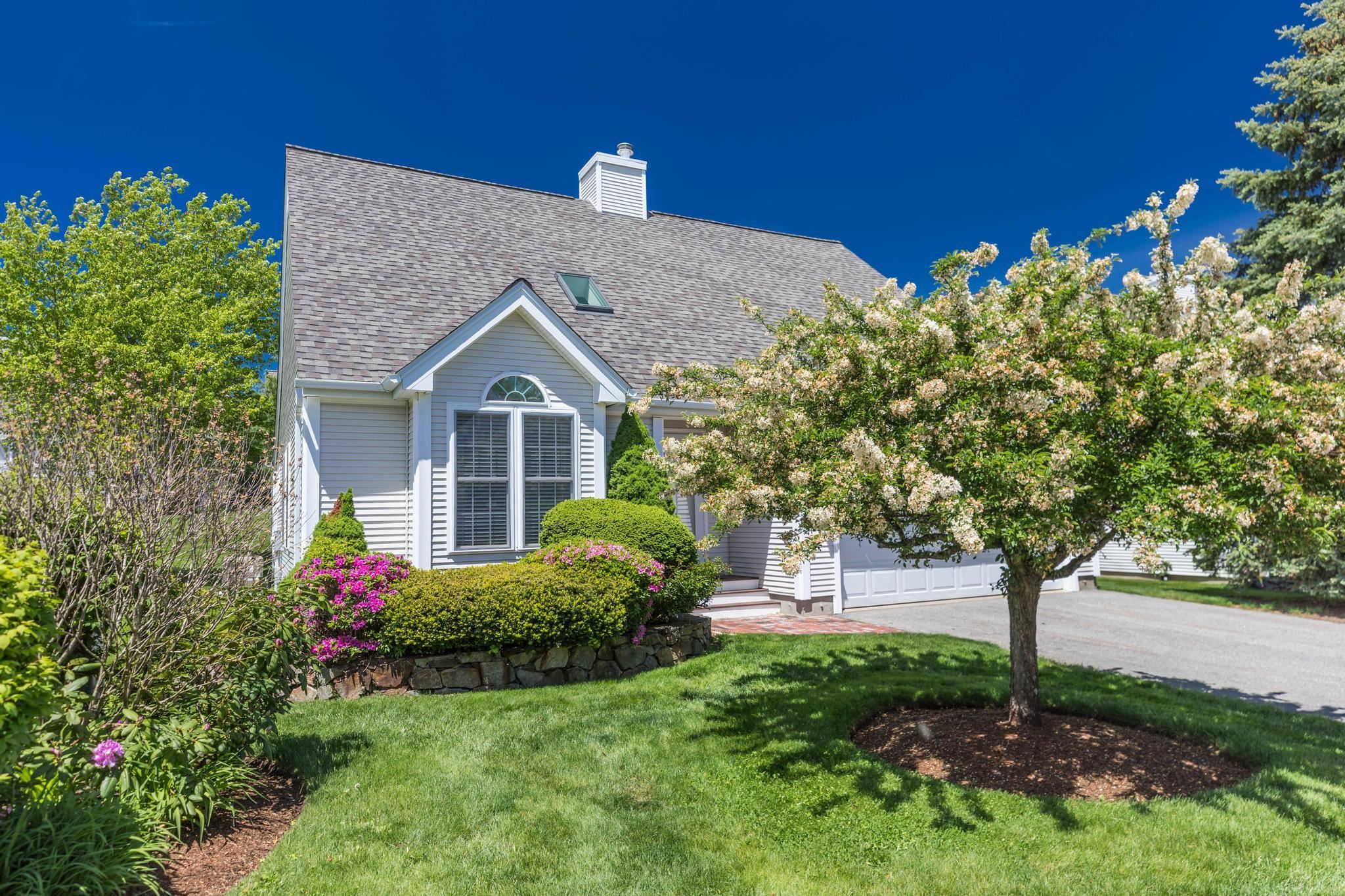 38 Hampton Meadow