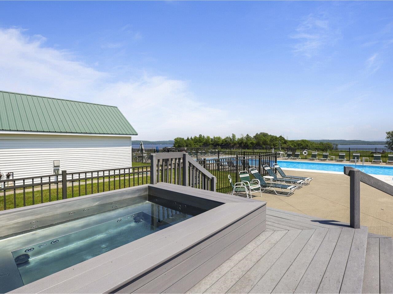 13 Jonathan Circle - Photo 4