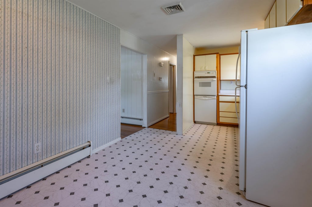 Photo of 3 Derby Circle, Nashua, NH 03062 (MLS # 5087563)