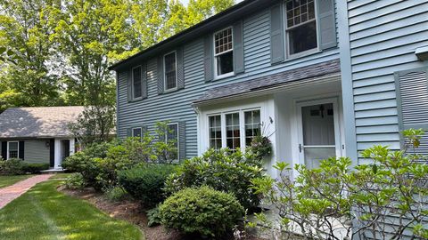 Photo of 3 Governor Square, Peterborough, NH 03458 (MLS # 5099644)