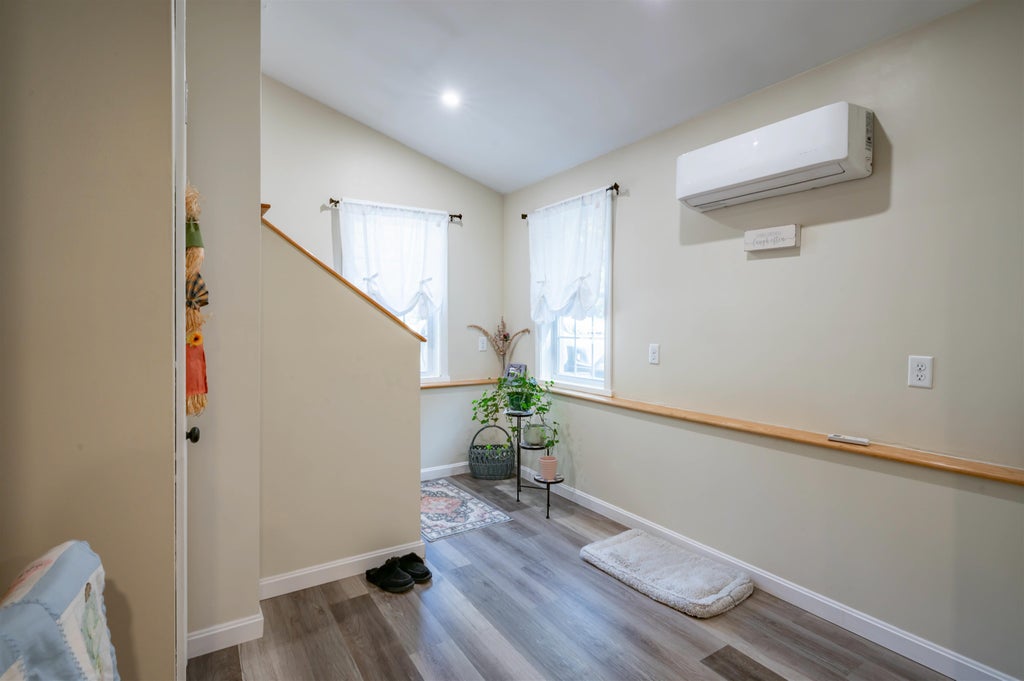 Photo of 17 Woodland Drive, Weare, NH 03281 (MLS # 5113690)