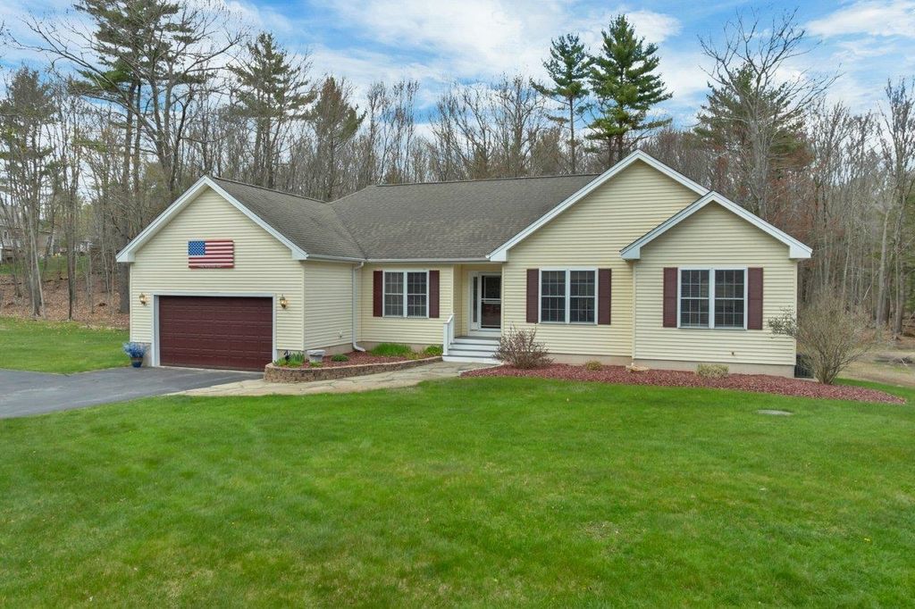 Photo of 303 Lords Mill Road, Epsom, NH 03234 (MLS # 5087260)