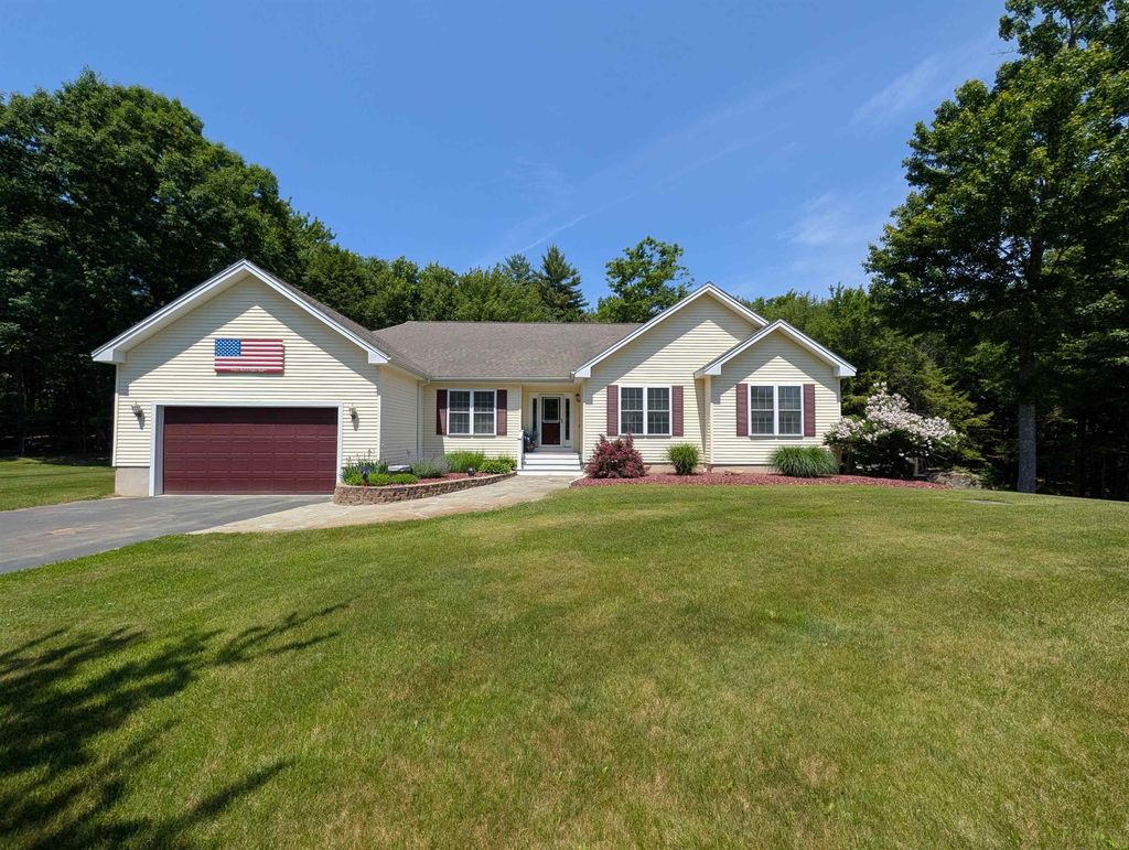 Photo of 303 Lords Mill Road, Epsom, NH 03234 (MLS # 5087260)