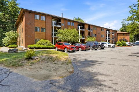 Photo of 19 Blackstone Drive #1914, Nashua, NH 03063 (MLS # 5101860)