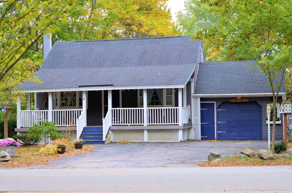 Photo of 22 Adams Avenue, Seabrook, NH 03874 (MLS # 5114408)
